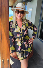 Load image into Gallery viewer, Kaftan - Black Floral